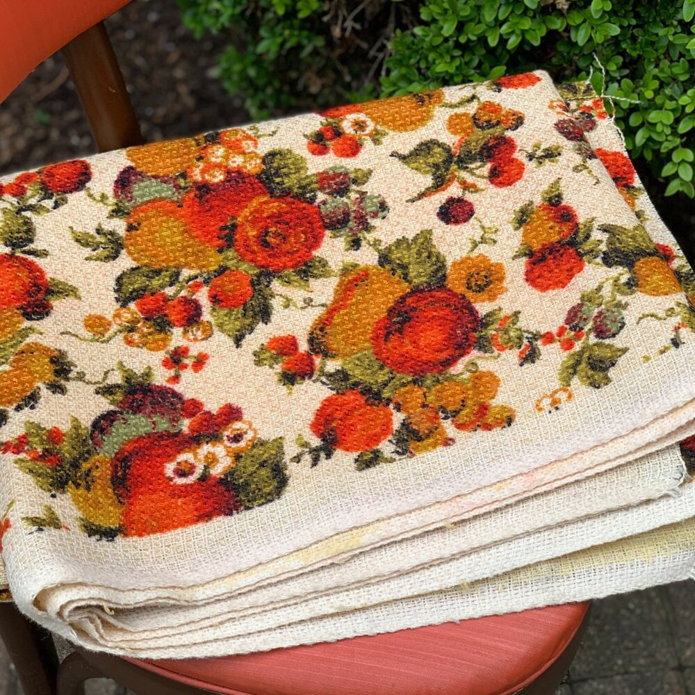 Floral Upholstery Burlap Cut Fabric, MCM Vintage